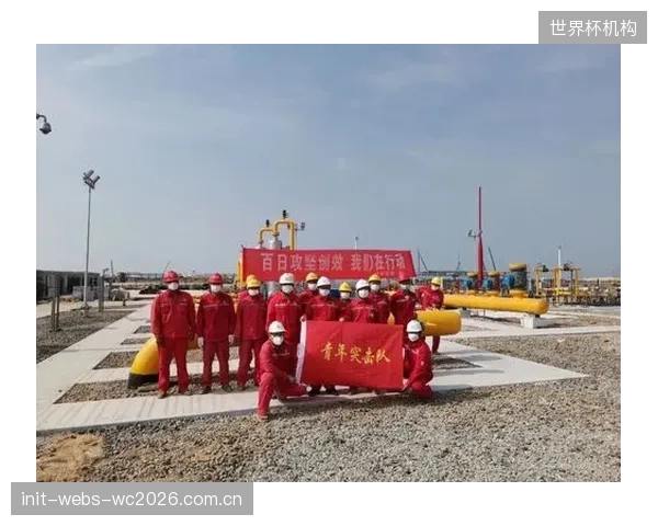 为消除内部气孔、提升最终硬度，主流的高压烧结工艺均要求在炉内施加不低于600兆帕的等静压压力